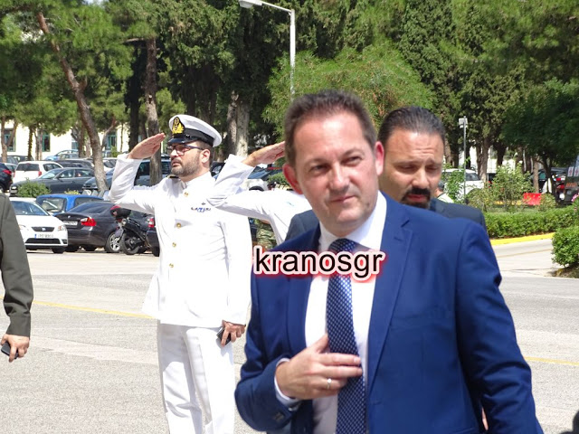Οι πρώτες φωτό από την επίσκεψη του Πρωθυπουργού Κυριάκου Μητσοτάκη στο Υπουργείο Άμυνας - Φωτογραφία 15