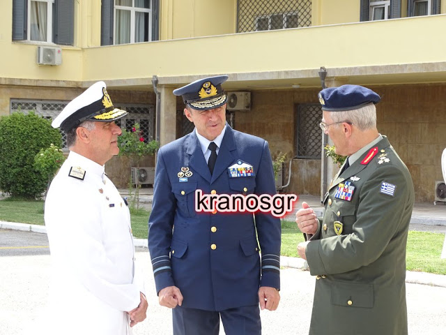 Οι πρώτες φωτό από την επίσκεψη του Πρωθυπουργού Κυριάκου Μητσοτάκη στο Υπουργείο Άμυνας - Φωτογραφία 2