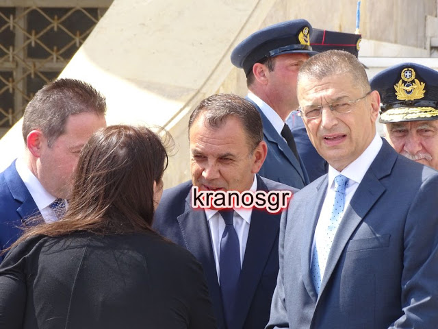 Οι πρώτες φωτό από την επίσκεψη του Πρωθυπουργού Κυριάκου Μητσοτάκη στο Υπουργείο Άμυνας - Φωτογραφία 23
