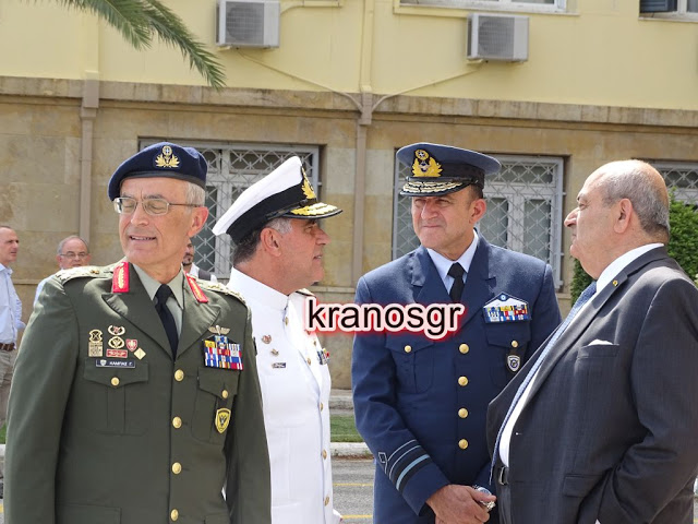 Οι πρώτες φωτό από την επίσκεψη του Πρωθυπουργού Κυριάκου Μητσοτάκη στο Υπουργείο Άμυνας - Φωτογραφία 30