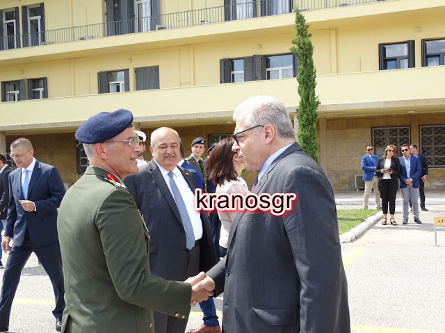 Οι πρώτες φωτό από την επίσκεψη του Πρωθυπουργού Κυριάκου Μητσοτάκη στο Υπουργείο Άμυνας - Φωτογραφία 39