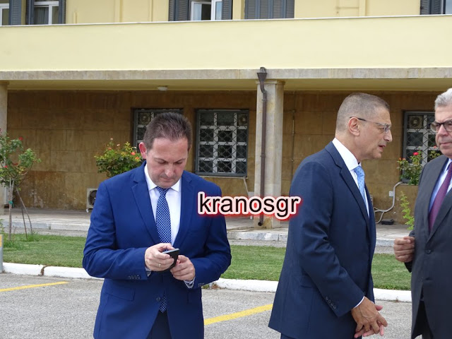 Οι πρώτες φωτό από την επίσκεψη του Πρωθυπουργού Κυριάκου Μητσοτάκη στο Υπουργείο Άμυνας - Φωτογραφία 43