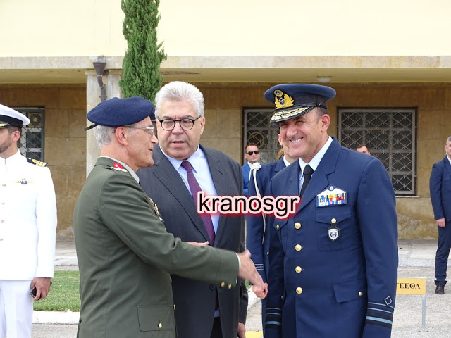 Οι πρώτες φωτό από την επίσκεψη του Πρωθυπουργού Κυριάκου Μητσοτάκη στο Υπουργείο Άμυνας - Φωτογραφία 47