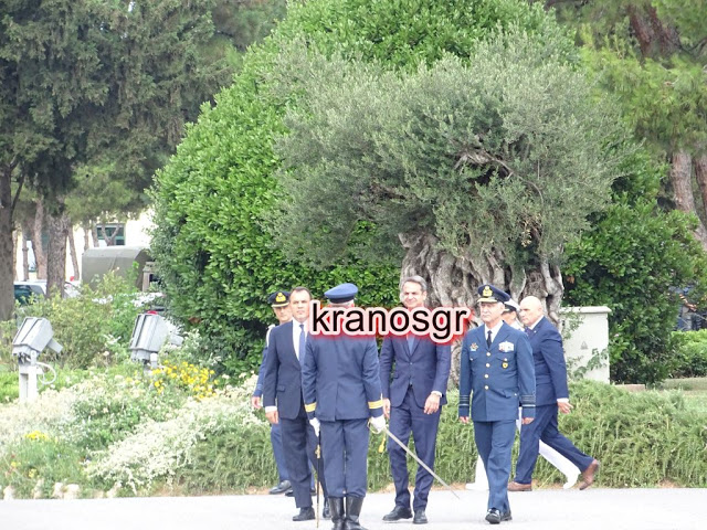 Οι πρώτες φωτό από την επίσκεψη του Πρωθυπουργού Κυριάκου Μητσοτάκη στο Υπουργείο Άμυνας - Φωτογραφία 54