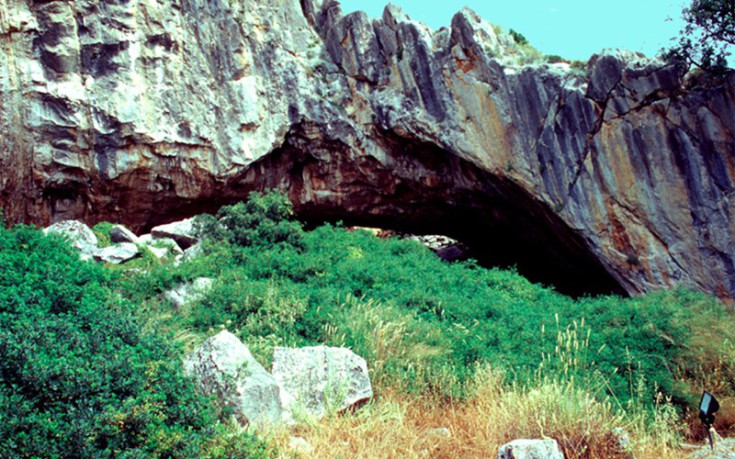 Ο θησαυρός των σπηλαίων της Ελλάδας - Φωτογραφία 2