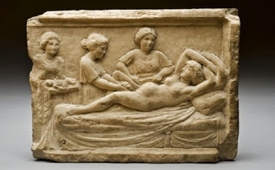 Πως γεννούσαν στην Αρχαία Ελλάδα οι γυναίκες - Φωτογραφία 1