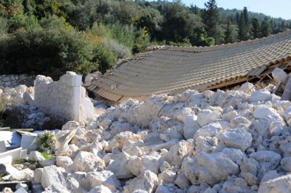 Οι μεγαλύτεροι σεισμοί που έχουν πλήξει την Ελλάδα (εικόνες + video) - Φωτογραφία 7
