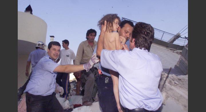 «Ξύπνησαν» μνήμες από το 1999 - Οι μεγάλοι σεισμοί στην Ελλάδα - Φωτογραφία 32