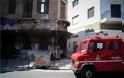 Φωτογραφικό οδοιπορικό μετά τα 5,1 Ρίχτερ: Έπεσαν παλιά κτίρια, κατέρρευσε ο ταινιόδρομος στον Πειραιά - Φωτογραφία 18