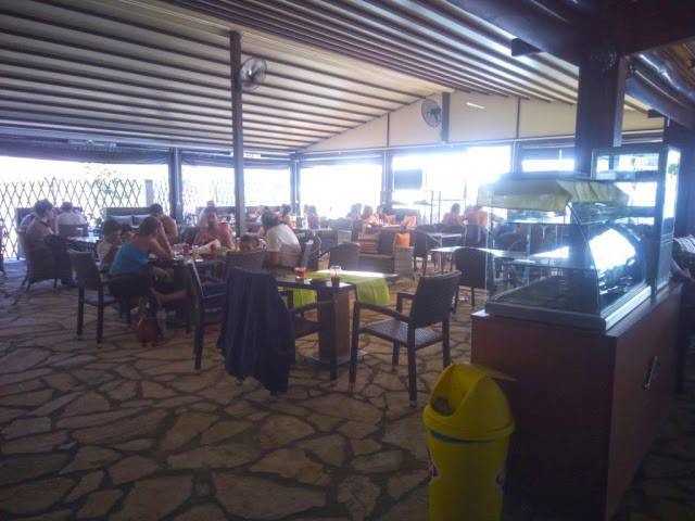 Club MOLOS Πάλαιρος- Πογωνιά: Το καλύτερο μαγαζί με την εκπληκτική παραλία του!! - Φωτογραφία 8