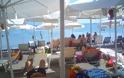 Club MOLOS Πάλαιρος- Πογωνιά: Το καλύτερο μαγαζί με την εκπληκτική παραλία του!! - Φωτογραφία 7