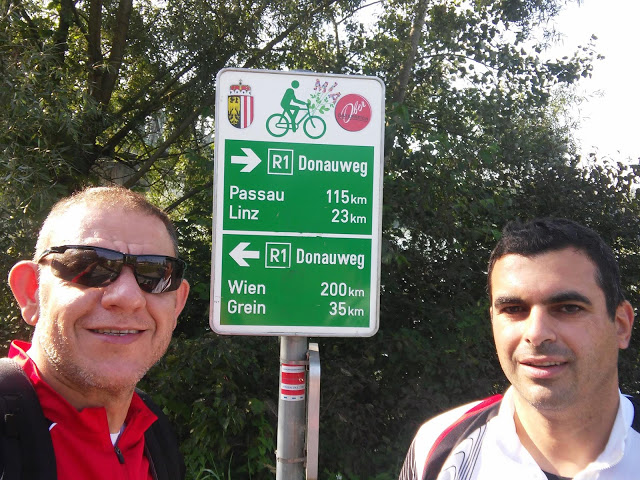 Δύο Γρεβενιώτες έκαναν μία βόλτα με τα ποδήλατα μέχρι Passaou - Bratislava!! ..  (Φωτογραφίες) - Φωτογραφία 28