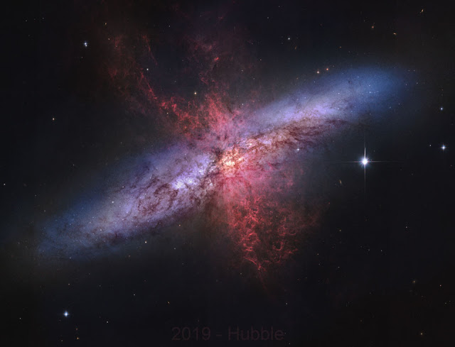 M82: Galaxy with a Supergalactic Wind - Φωτογραφία 1