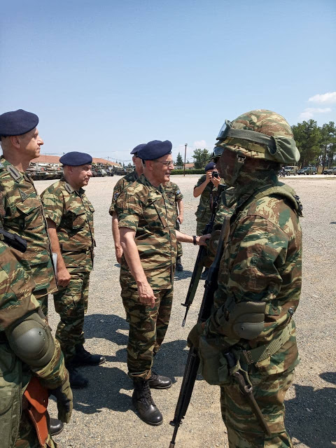 Επίσκεψη Αρχηγού ΓΕΣ στην Περιοχή Ευθύνης του Γ΄ Σώματος Στρατού - Φωτογραφία 6
