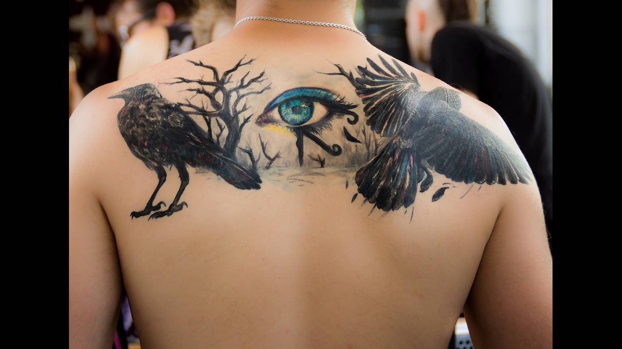 Έρευνα για τις προκαταλήψεις των Ελλήνων με τα τατουάζ - Φωτογραφία 1