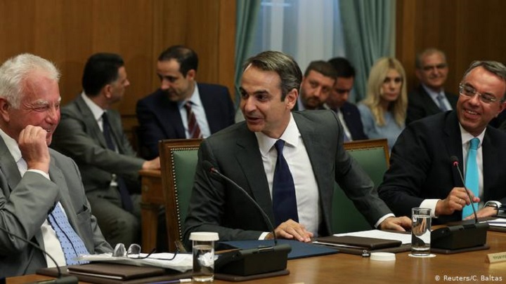 Υπάρχει χώρος για δημοσιονομικές εκπτώσεις στην Ελλάδα; - Φωτογραφία 1