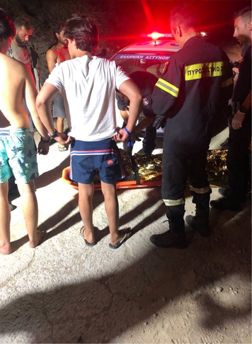 Μύκονος: «Γουρούνα» έπεσε σε γκρεμό 20 μέτρων – Σοβαρά τραυματισμένη μια 22χρονη - Φωτογραφία 2