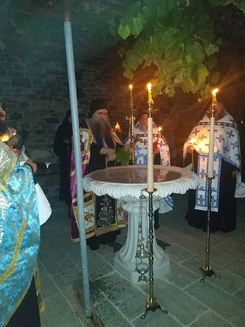 12333 - Φωτογραφίες από τον εορτασμό της Μνήμης του Αγίου Νικοδήμου του Αγιορείτου στο Ιερό Κελλί Αγίου Γεωργίου Σκουρταίων - Φωτογραφία 3