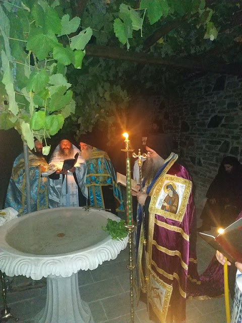 12333 - Φωτογραφίες από τον εορτασμό της Μνήμης του Αγίου Νικοδήμου του Αγιορείτου στο Ιερό Κελλί Αγίου Γεωργίου Σκουρταίων - Φωτογραφία 4