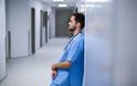 Θριάσιο: Δύο νοσηλευτές ανά τριάντα ασθενείς – Σοβαρές ελλείψεις προσωπικού, καταγγέλλουν οι εργαζόμενοι
