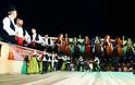 Με επιτυχία το 4ο Χορευτικό Αντάμωμα στην ΠΑΛΑΙΡΟ [ΦΩΤΟ-ΒΙΝΤΕΟ] - Φωτογραφία 1