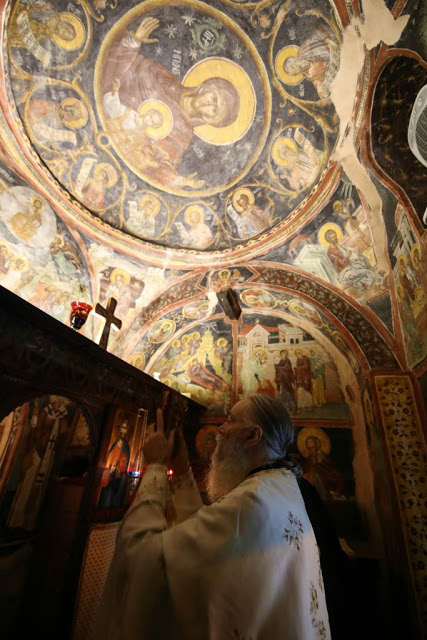 12340 - Ιερό Βατοπαιδινό Κελλί Αγίου Προκοπίου. Φωτογραφίες από τη γιορτή του Αγίου Προκοπίου και των τοιχογραφιών (14ου αι.) στο παρεκκλήσι του Αγίου Ιωάννου του Θεολόγου - Φωτογραφία 15