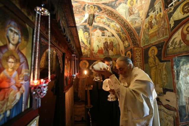 12340 - Ιερό Βατοπαιδινό Κελλί Αγίου Προκοπίου. Φωτογραφίες από τη γιορτή του Αγίου Προκοπίου και των τοιχογραφιών (14ου αι.) στο παρεκκλήσι του Αγίου Ιωάννου του Θεολόγου - Φωτογραφία 24