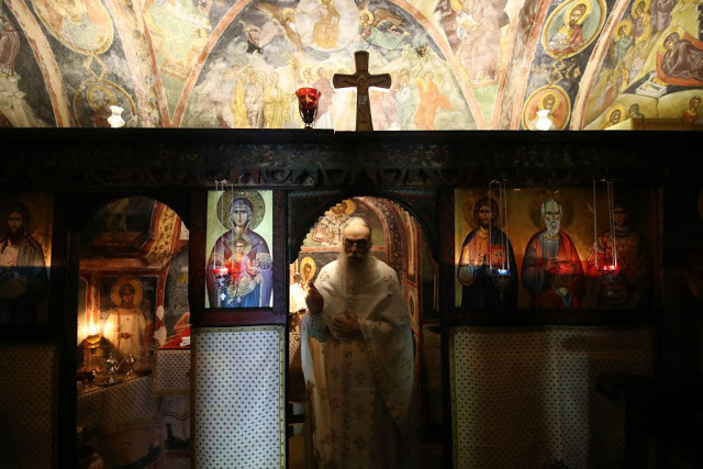 12340 - Ιερό Βατοπαιδινό Κελλί Αγίου Προκοπίου. Φωτογραφίες από τη γιορτή του Αγίου Προκοπίου και των τοιχογραφιών (14ου αι.) στο παρεκκλήσι του Αγίου Ιωάννου του Θεολόγου - Φωτογραφία 27