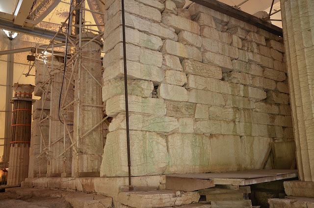Συλλεκτικό ντοκιμαντέρ: Πριν ο ναός του Απόλλωνα σκεπαστεί! - Φωτογραφία 4