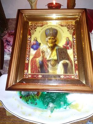 Εικόνα του Αγίου Νικολάου στην Ουκρανία μυροβλύζει..! - Φωτογραφία 2
