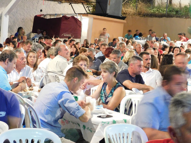 Γλέντησαν τα ΒΛΥΖΙΑΝΑ μέχρι το πρωί με Γωγώ Τσαμπά και Λάμπρο Σκάρλα [ΦΩΤΟ] - Φωτογραφία 33