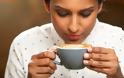 Πόσα φλιτζάνια καφέ κρατούν την καρδιά μας υγιή και πόσα την απειλούν