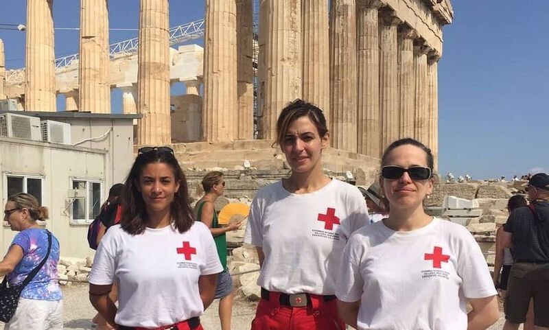 Υγειονομική κάλυψη από τον Ελληνικό Ερυθρό Σταυρό στον Ιερό Βράχο της Ακρόπολης - Φωτογραφία 1