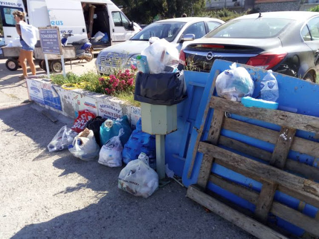 Γεμάτο σκουπίδια το λιμάνι της ΠΑΛΑΙΡΟΥ (ΔΕΙΤΕ ΦΩΤΟ) - Φωτογραφία 1