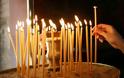 Γιατί δεν πρέπει να σβήνονται νωρίς τα κεριά που ανάβουμε στην Εκκλησία;