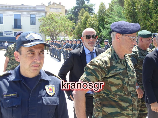 Φωτογραφικά κλικ από την επίσκεψη του ΥΕΘΑ Ν. Παναγιωτόπουλου στο Αρχηγείο Τακτικής Αεροπορίας - Φωτογραφία 21