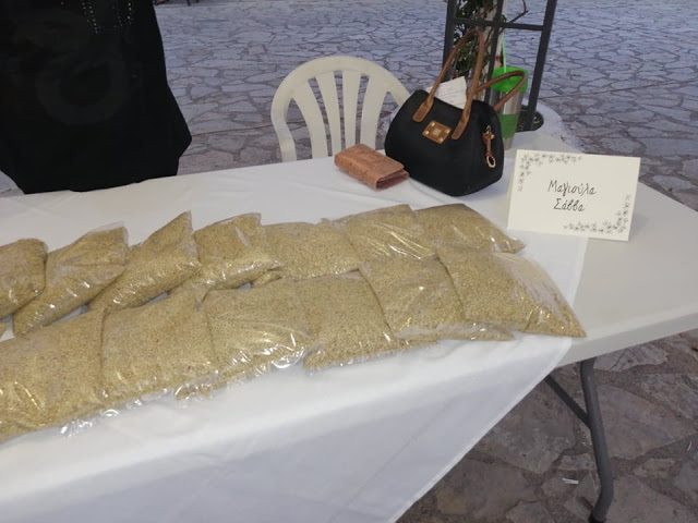 Σύλλογος Γυναικών Αστακού: Πραγματοποιήθηκε η έκθεση τοπικών προϊόντων στη Παραλία του Αστακού (ΦΩΤΟ) - Φωτογραφία 15