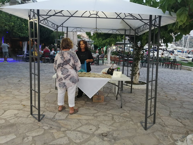 Σύλλογος Γυναικών Αστακού: Πραγματοποιήθηκε η έκθεση τοπικών προϊόντων στη Παραλία του Αστακού (ΦΩΤΟ) - Φωτογραφία 17