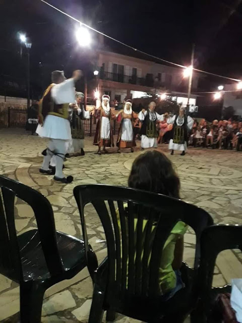 Με μεγάλη επιτυχία παρουσίαση παραδοσιακών χορών στο Αρχοντοχώρι (φωτογραφίες και βίντεο). - Φωτογραφία 3