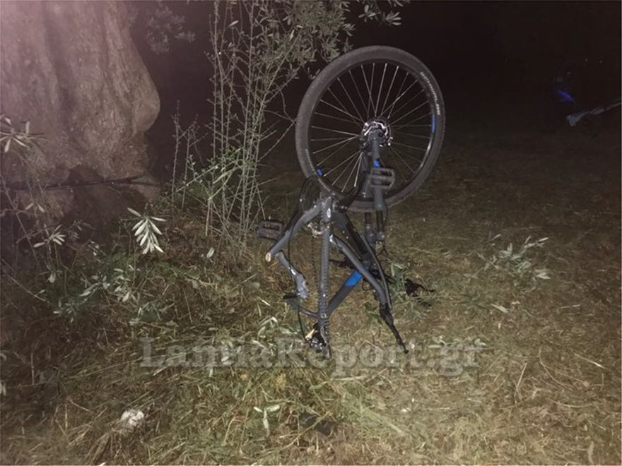 Αυτοκίνητο έπεσε πάνω σε παιδιά με ποδήλατα - Σκοτώθηκε 15χρονος - Φωτογραφία 4