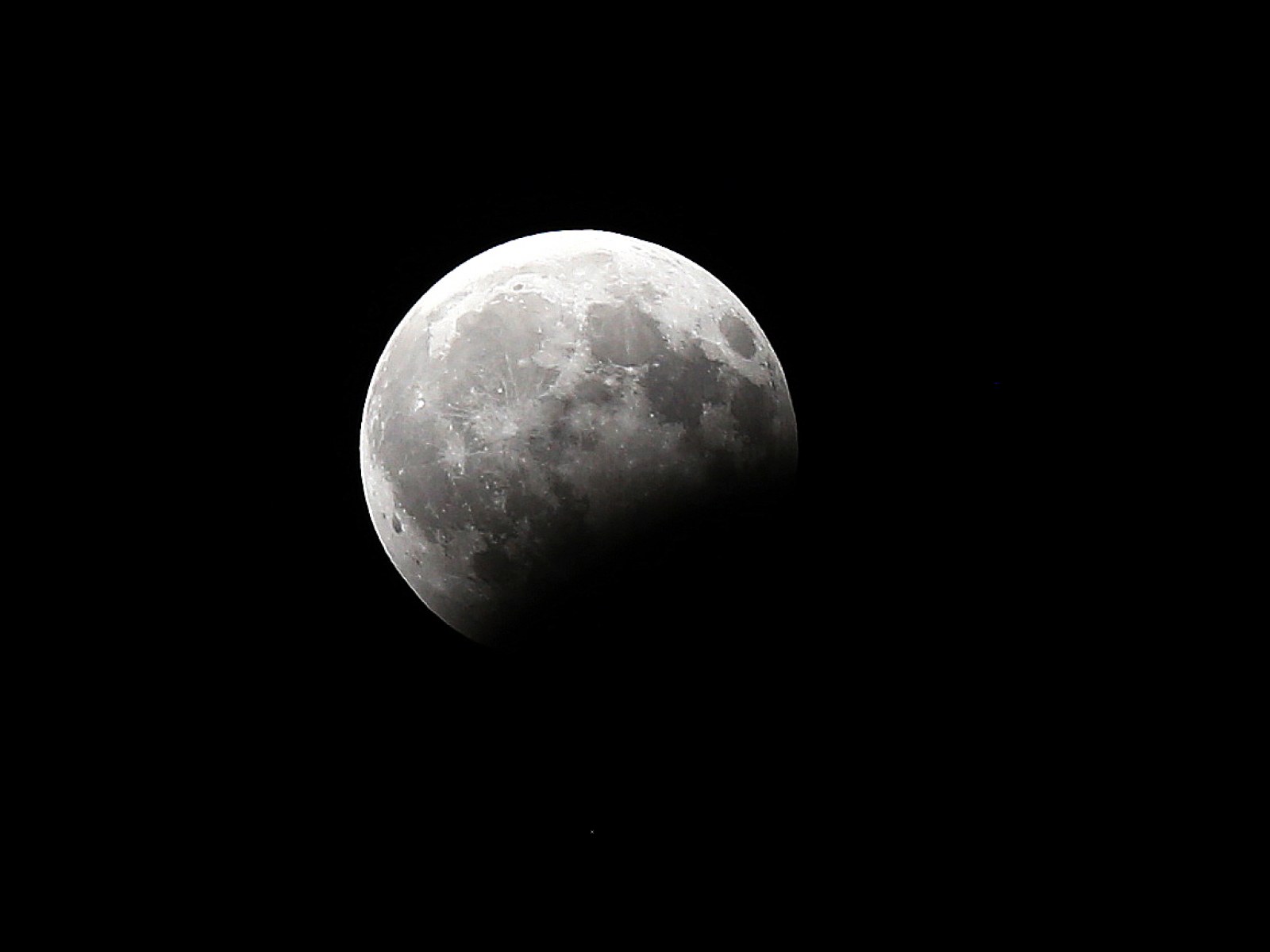 «Μαύρο φεγγάρι» μετά την πανσέληνο του δεκαπενταύγουστου - Φωτογραφία 1