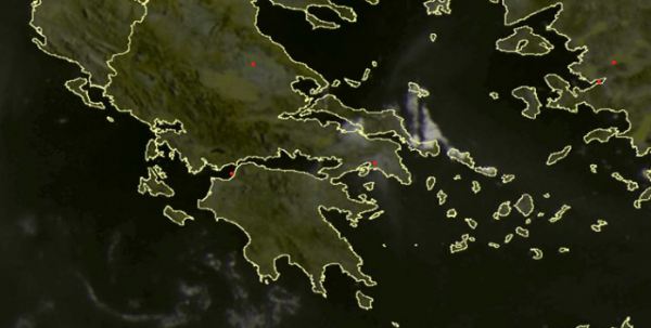 Εύβοια: Ο καπνός της πυρκαγιάς φαίνεται από το Διάστημα - Φωτογραφία 2