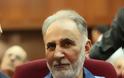 Γλίτωσε τη θανατική ποινή ο πρώην δήμαρχος Τεχεράνης που σκότωσε τη σύζυγό του