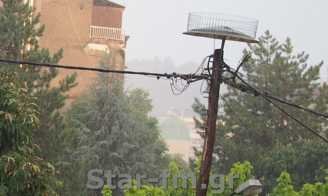 Εντονη βροχόπτωση αυτή την ώρα στα Γρεβενά - Μία μέρα νωρίτερα επιβεβαιώνεται (!!) η Πολιτική Προστασία Δυτικής Μακεδονίας!! (εικόνες + video) - Φωτογραφία 4