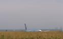 Ρωσικό αεροσκάφος με 233 επιβάτες έκανε αναγκαστική προσγείωση σε χωράφι λόγω «σύγκρουσης» με πουλιά