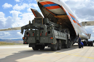 Η νέα παρτίδα πυραύλων S-400 ετοιμάζεται για την Τουρκία - Φωτογραφία 1