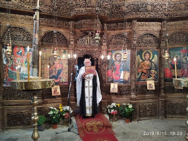 Λαμπρός εορτασμός της Παναγίας και του Νεομάρτυρος Αγίου Δημητρίου στη Σαμαρίνα (εικόνες) - Φωτογραφία 16