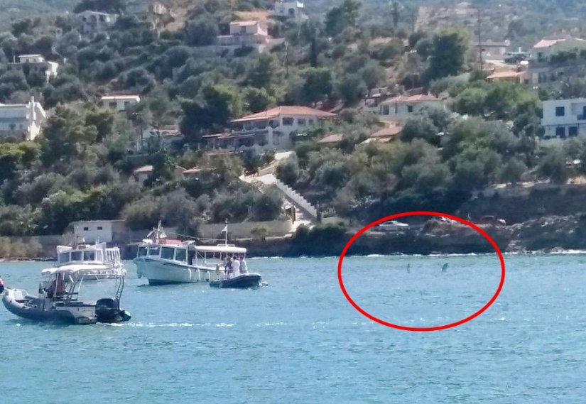 Δύο Ρώσοι κι ένας Έλληνας οι νεκροί από την πτώση του ελικοπτέρου στον Πόρο- Επεσε σε καλώδια της ΔΕΗ  (video) - Φωτογραφία 2