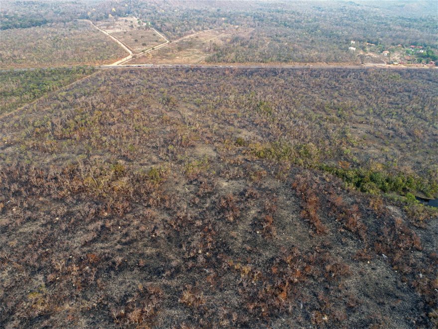 Πυρκαγιές στον Αμαζόνιο: Σάλος με τους ισχυρισμούς Μπολσονάρου ότι ίσως ανάβουν τις φωτιές οι... ΜΚΟ! - Φωτογραφία 2