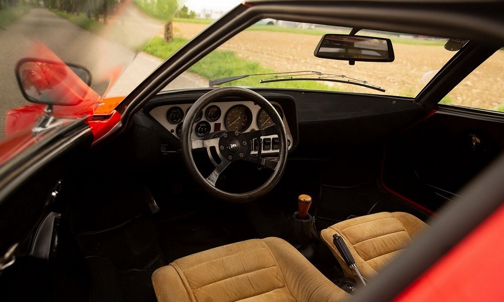 Στο… «σφυρί» μια μοναδική Lancia Stratos HF - Φωτογραφία 4